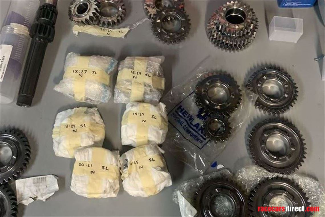 hewland-internals-sl