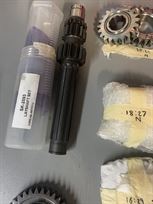 hewland-internals-sl