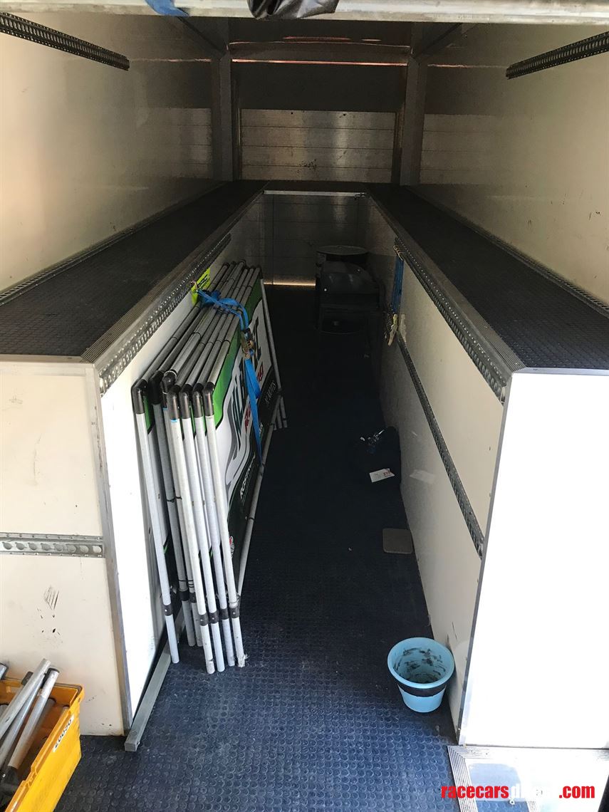 race-transporter-and-tractor-unit-with-awning