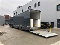 race-transporter-and-tractor-unit-with-awning