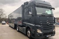 race-transporter-and-tractor-unit-with-awning