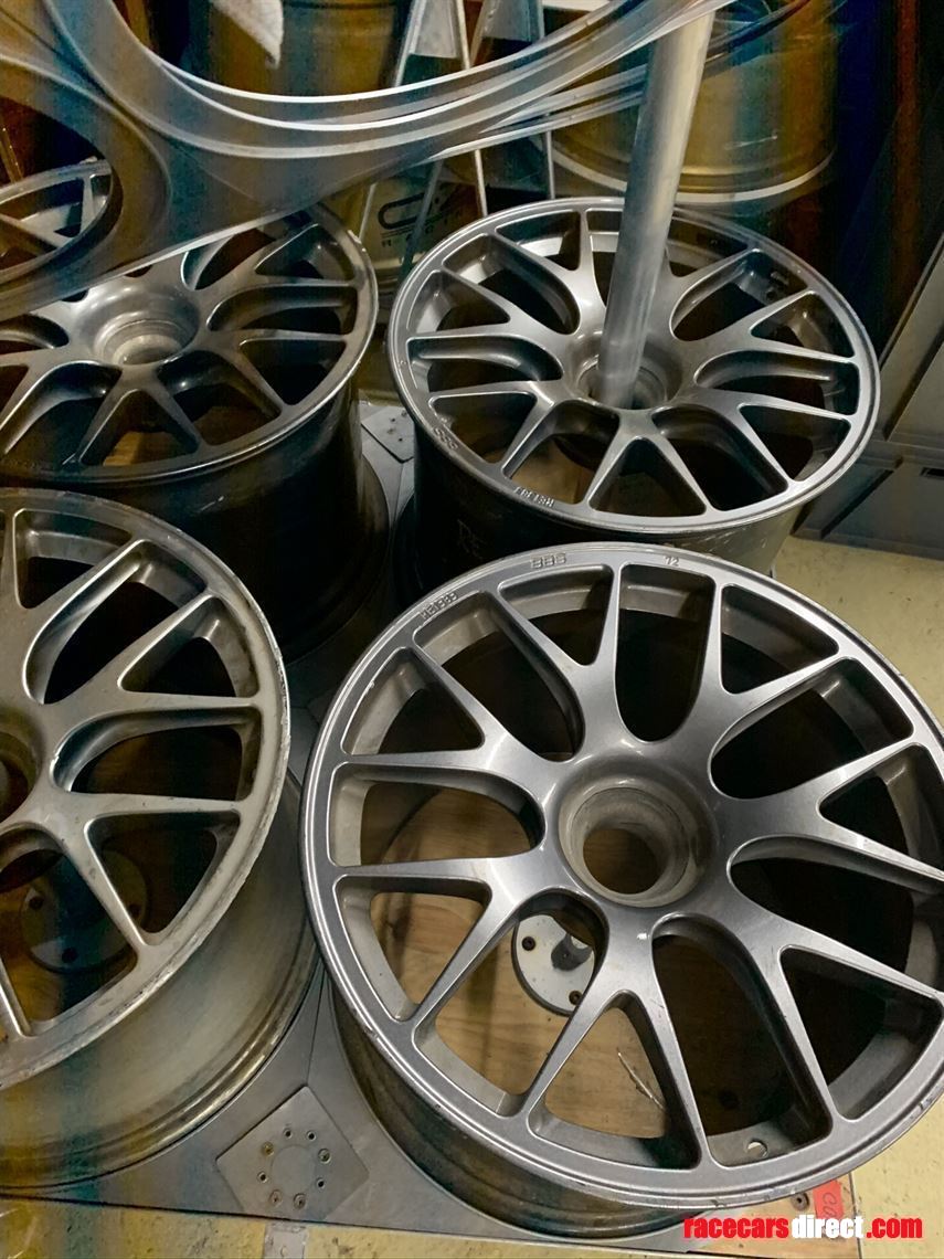 Retro Racing Center Lock Rims Racecarsdirect.com - BBS RE1383 Center Lock Wheels