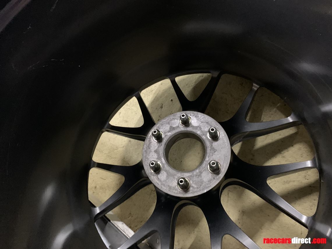Racecarsdirect.com - BBS RE1383 Center Lock Wheels