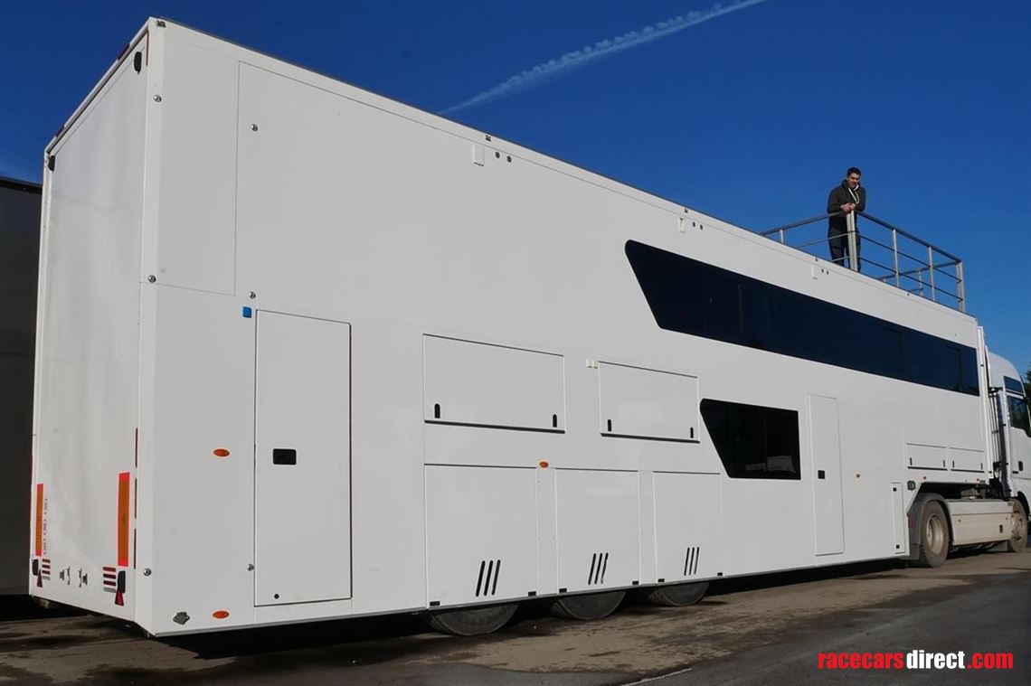 Hopkins 2 car with living