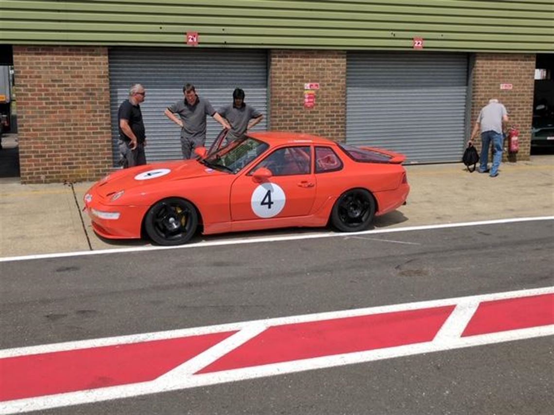 Racecarsdirect.com - Porsche 968