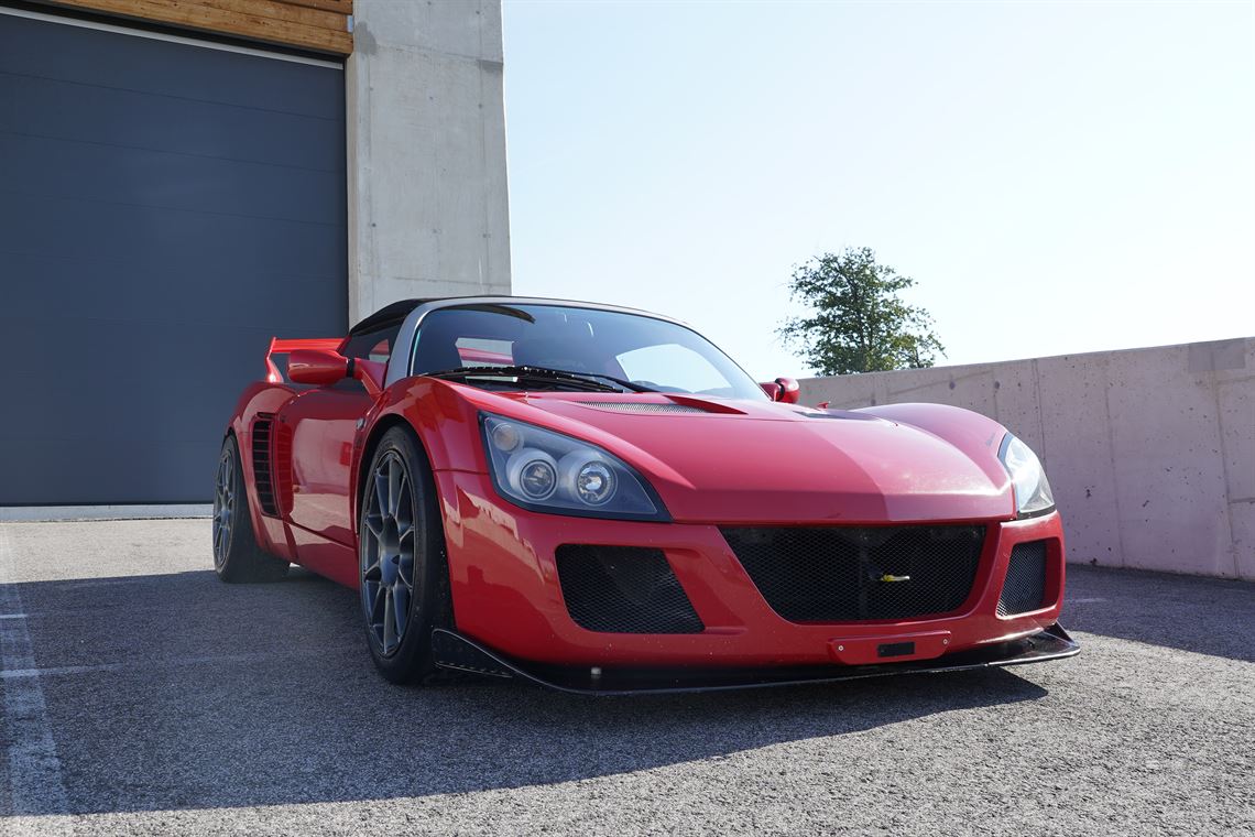 Luxury Opel Speedster Have Weltpremiere Auf Dem Genfer Automobilsalon