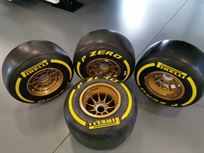 formula-1-wheel-set