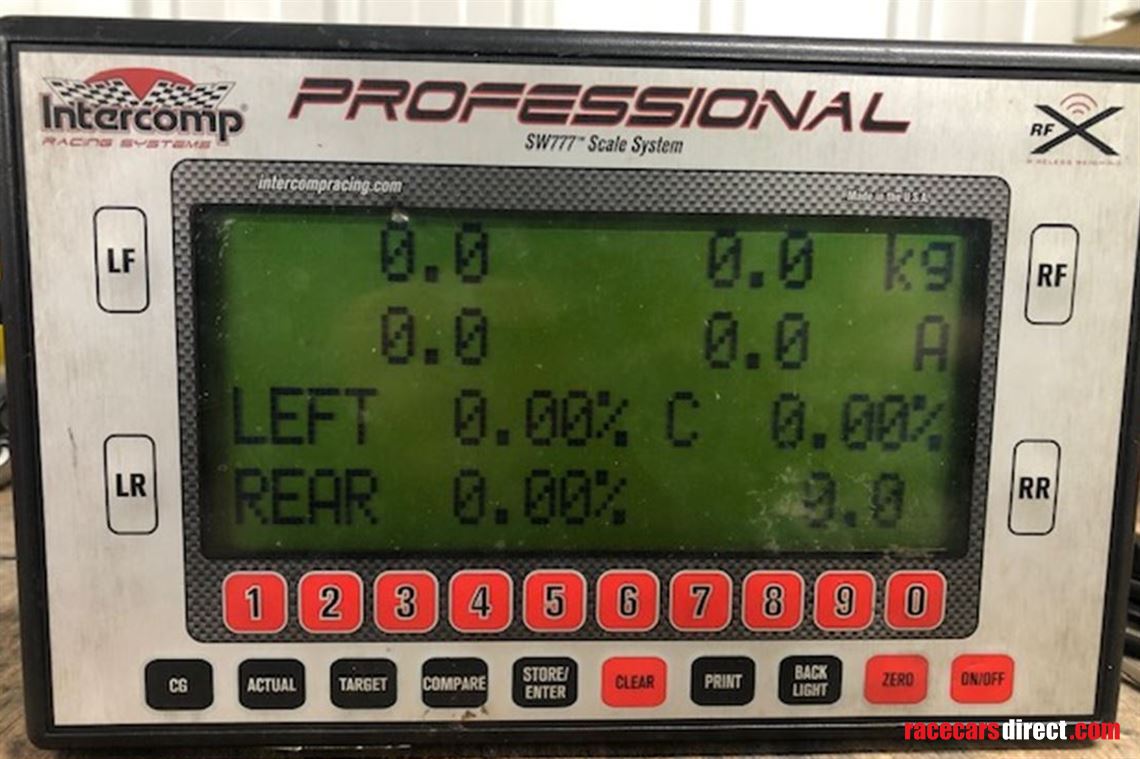 Racecarsdirect.com - Intercomp Professional scales and roll off levellers