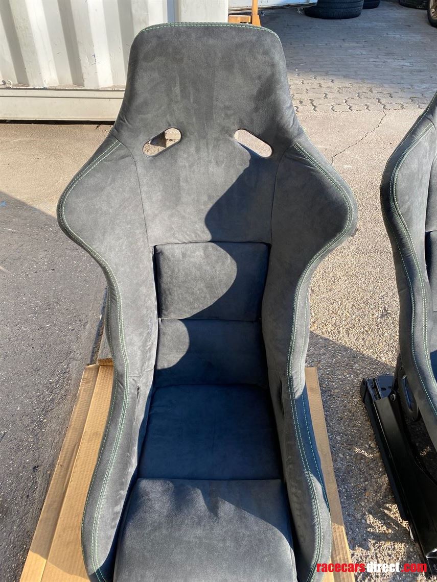 2x Recaro SPG seats FIA approved until 2025