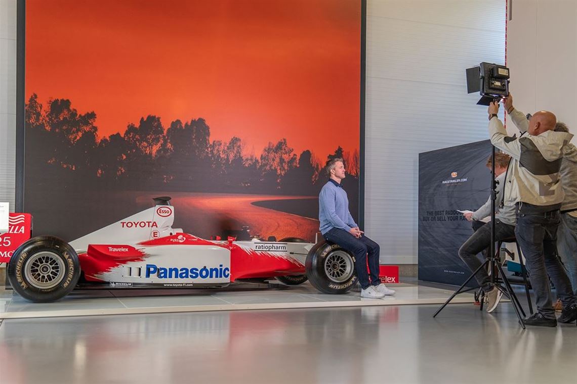 Racecarsdirect Com Sold F1 Car 2002 Toyota Tf102 Incl V10 Sold