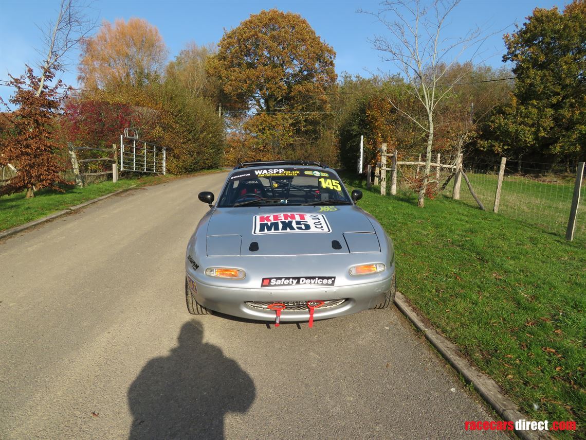 mazda-mx5-mk1-race-car