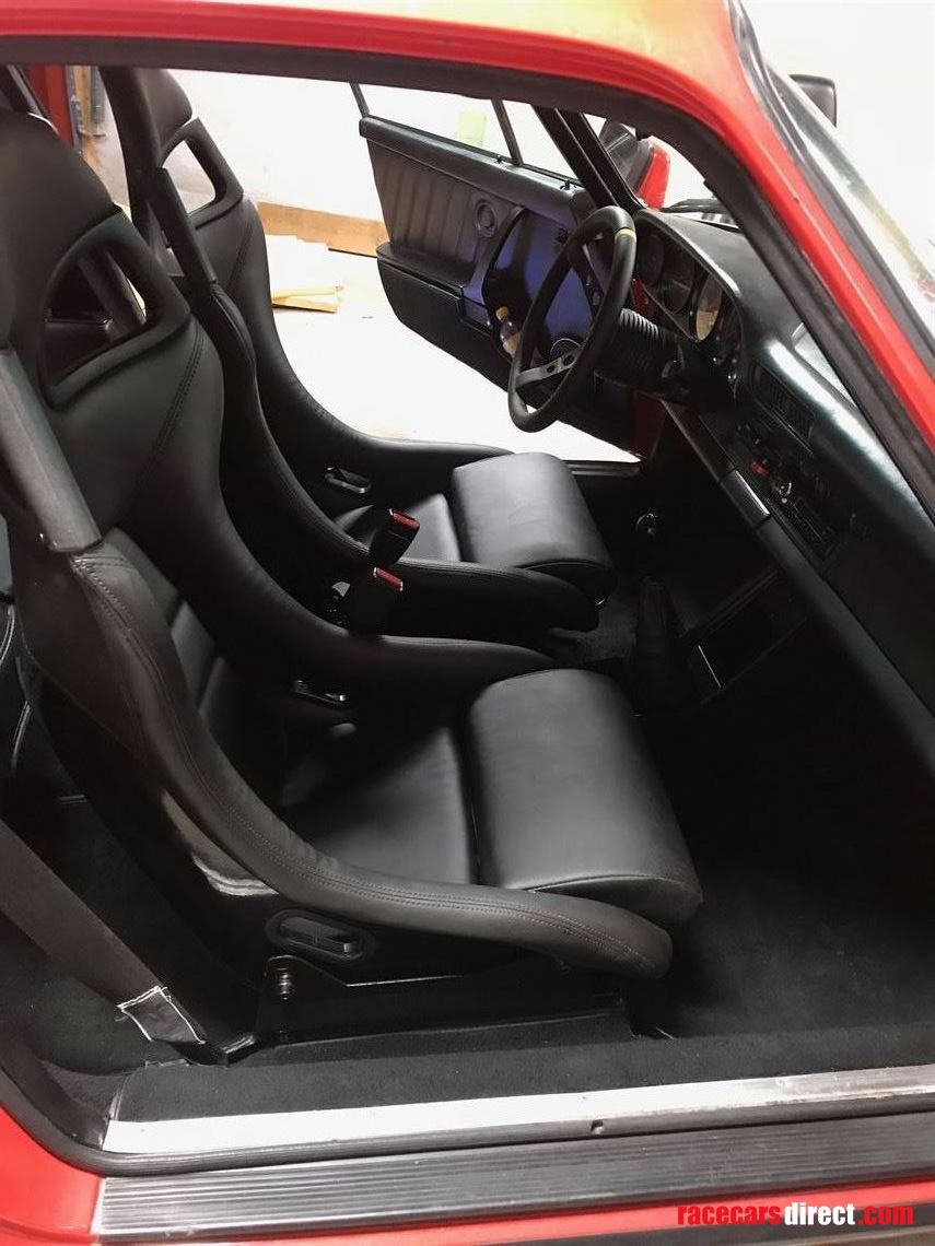 Repica GT3 seats and Momo 07 steering wheel (may be included)