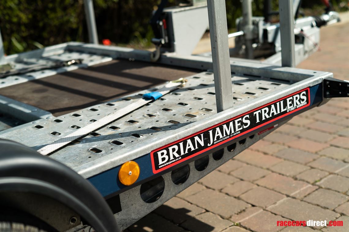 2018-brian-james-c4-blue-trailer