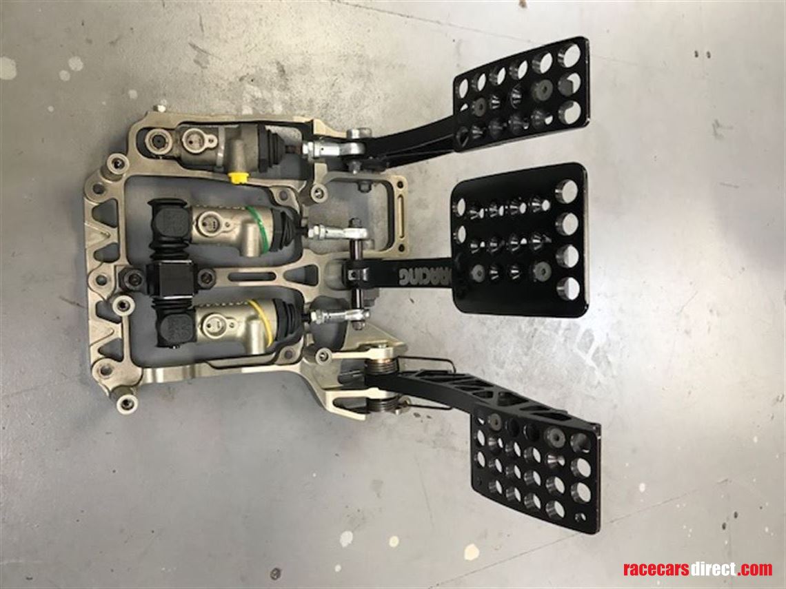 Racecarsdirect.com - AP RACING PEDAL BOX (BTCC SPEC)