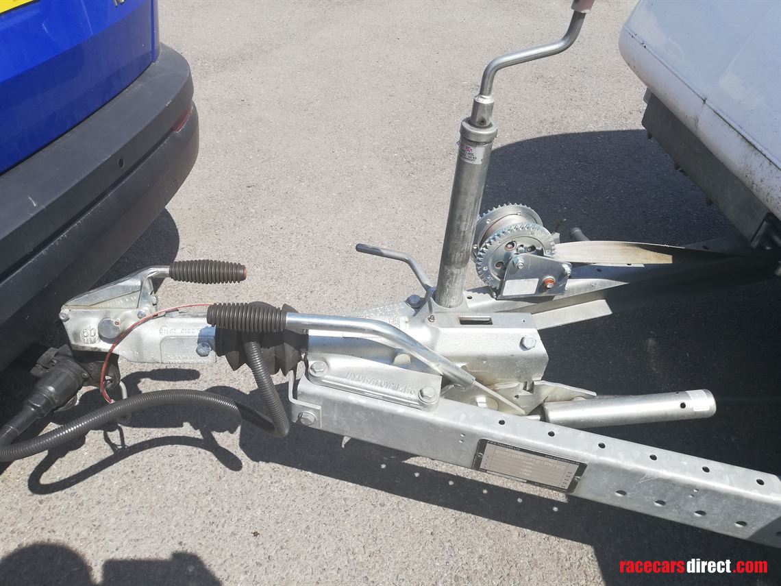 prg-enclosed-minisporter-trailer