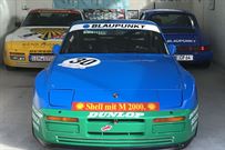 factory-porsche-944-turbo-cup-with-road-regis