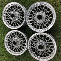 set-of-4-triumph-tr-wire-wheels--45jx15--60-s