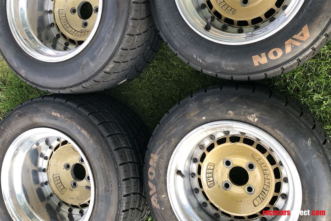 Racecarsdirect.com - Set of 4 COMPOMOTIVE TURBO split rims with AVON wets