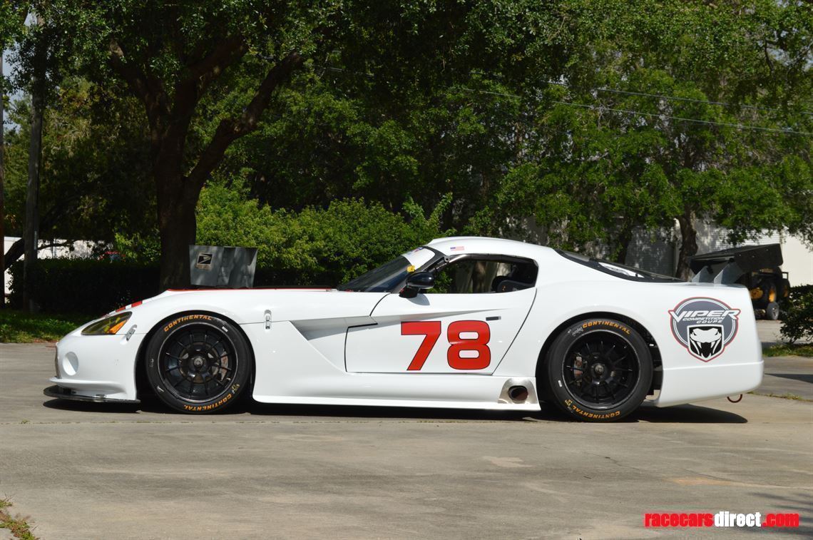 2011-viper-competition-coupe