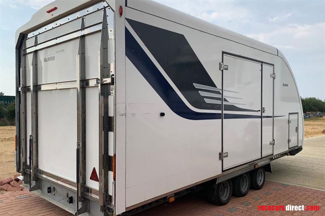 rl-6000-woodford-enclosed-trailer