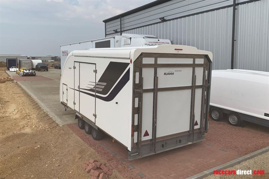 rl-6000-woodford-enclosed-trailer