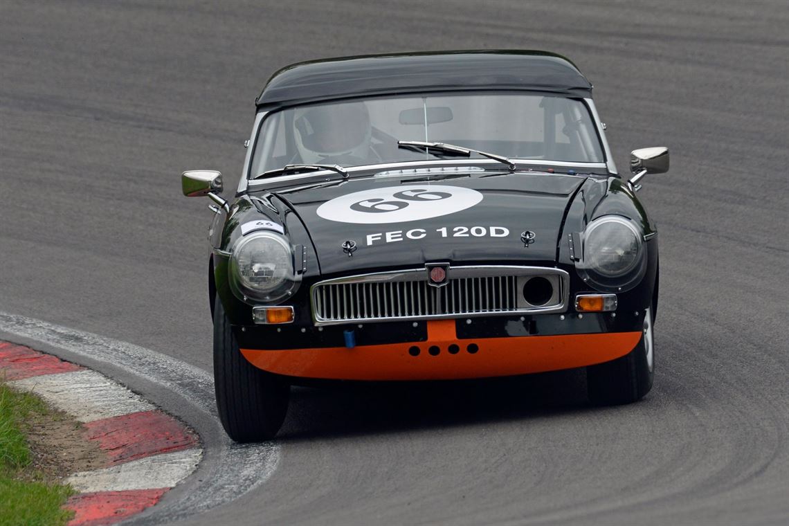 1965-mgb-fia-race-car