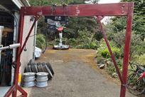 single-seater-carengine-lift-lifts-400kg-app