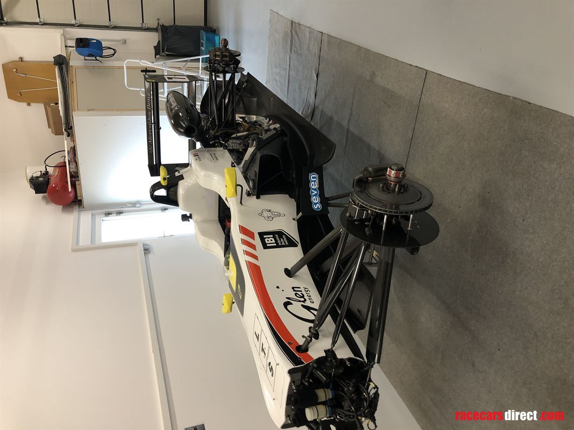 Racecarsdirect.com - Dallara f317 mercedes