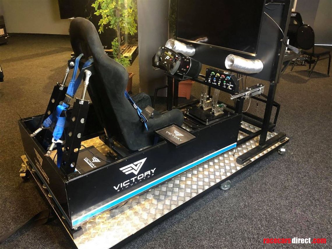 complete-vr-motion-racing-simulator