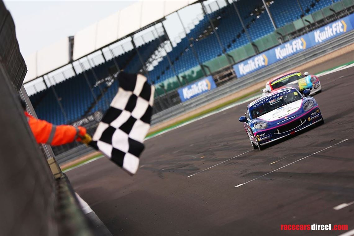 Racecarsdirect.com - Ginetta 2020 GT5 AM Championship winning car