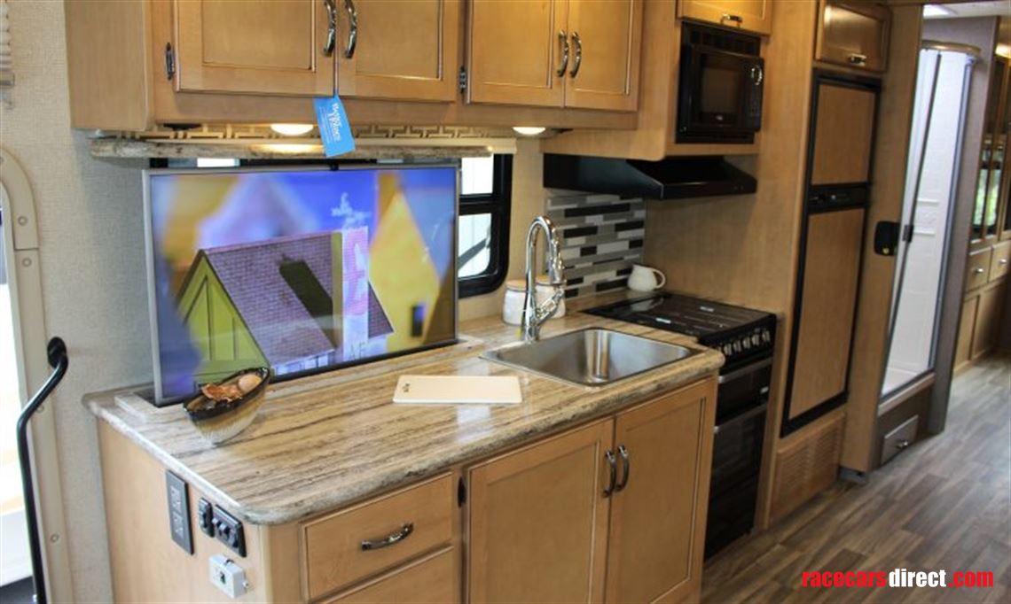 2017-thor-ace-303-se