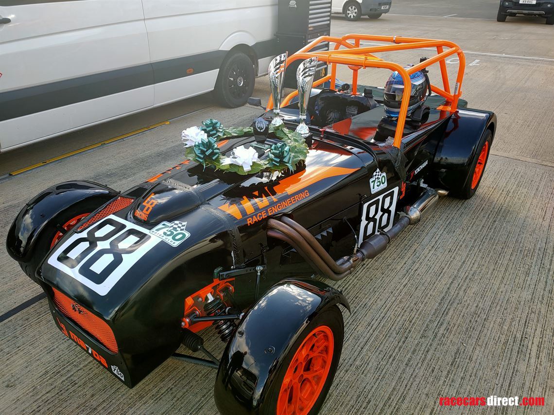 Racecarsdirect.com - 750MC Ma7da Race Car