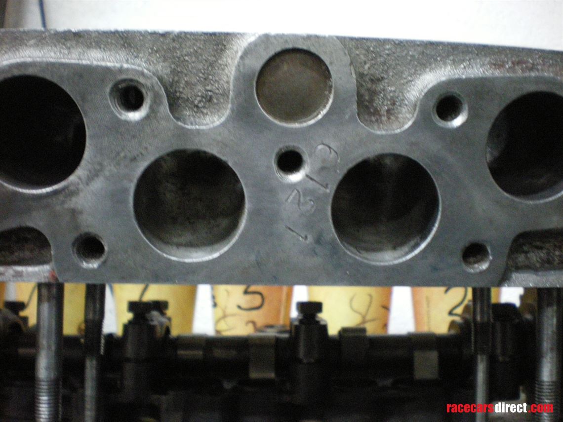 coventry-climax-fwe-cylinder-head-and-5-brg-c