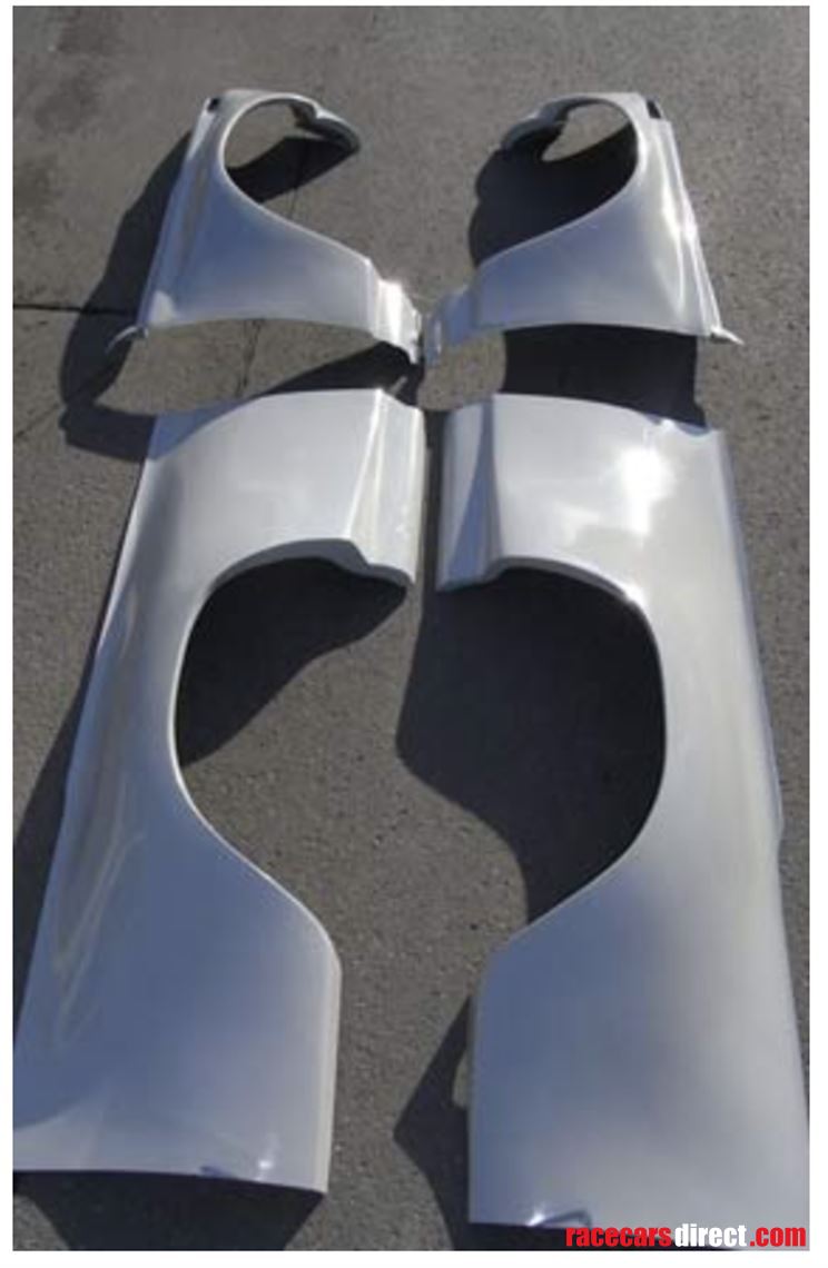 bmw-2002ti-grp-motorsport-fenders
