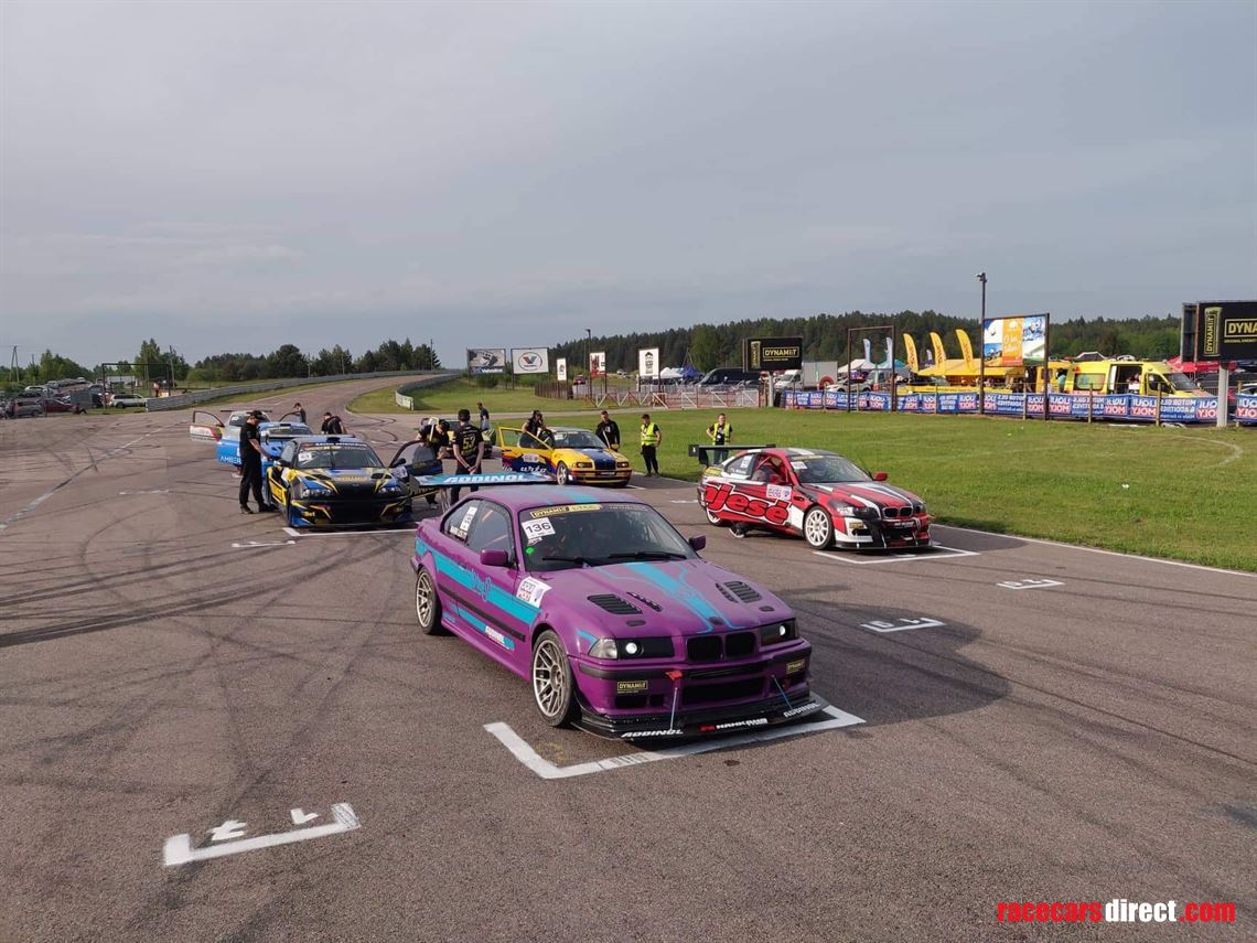 Racecarsdirect.com - BMW E36 320D