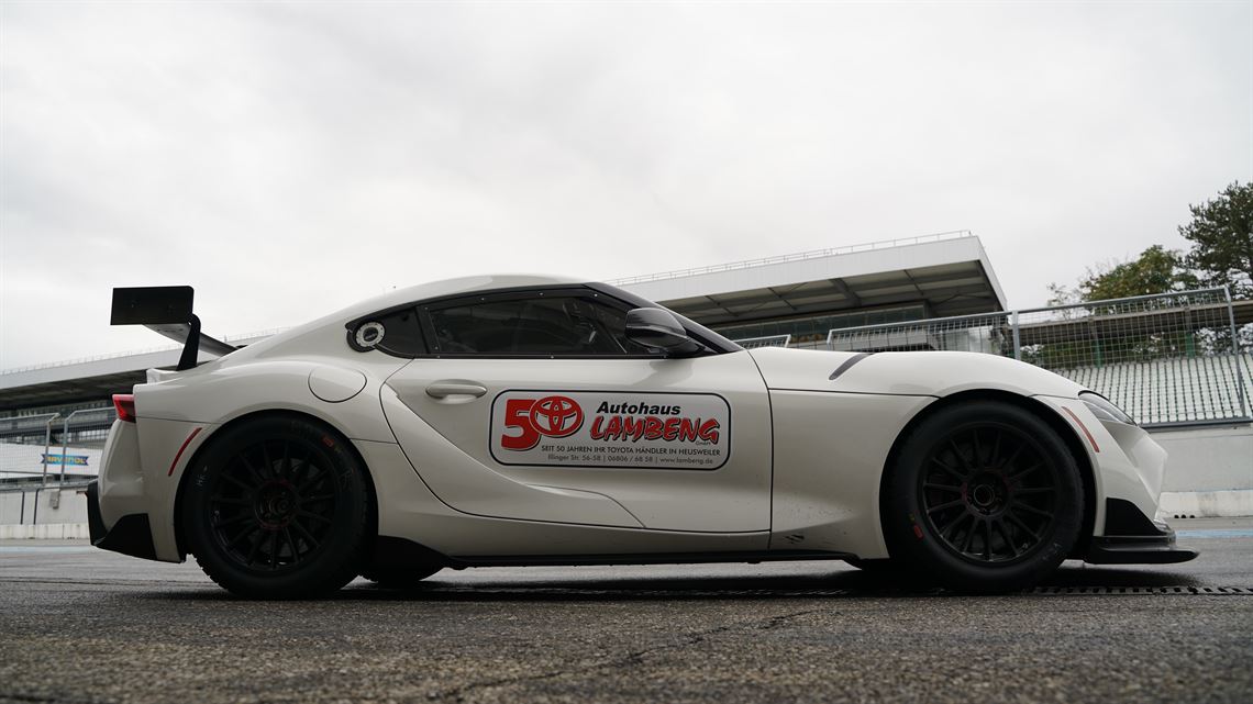toyota-supra-gt4-driver-seat-available