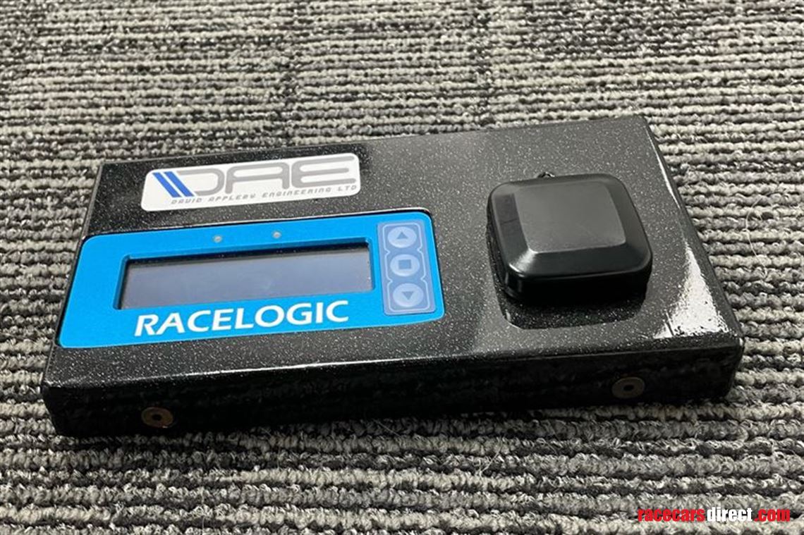 racelogic-pitlane-timer-in-handheld-box