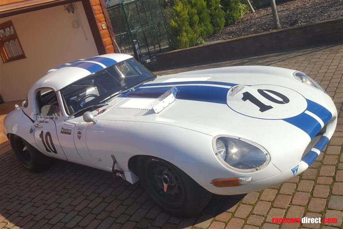 jaguar-e-type