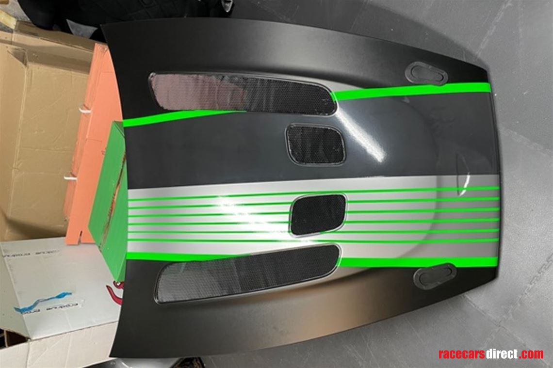 Racecarsdirect.com - Aston Martin Vantage GT4 R15 Bonnet