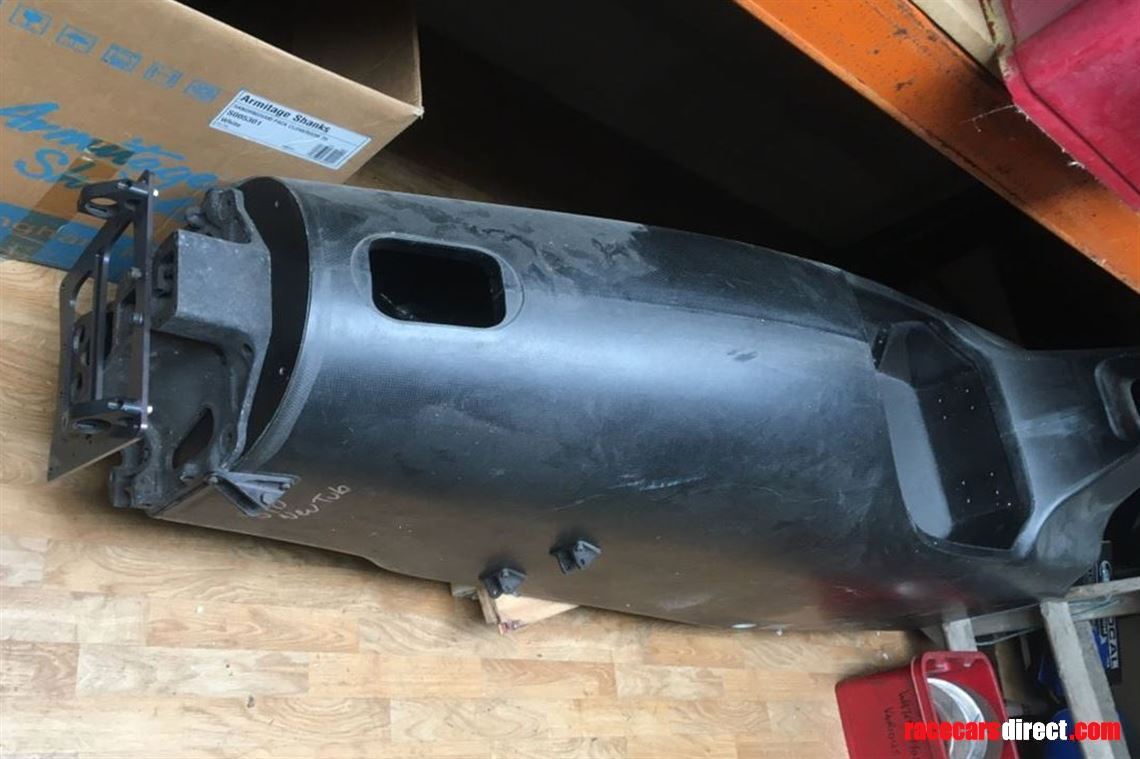 reynard-90d-new-monocoque