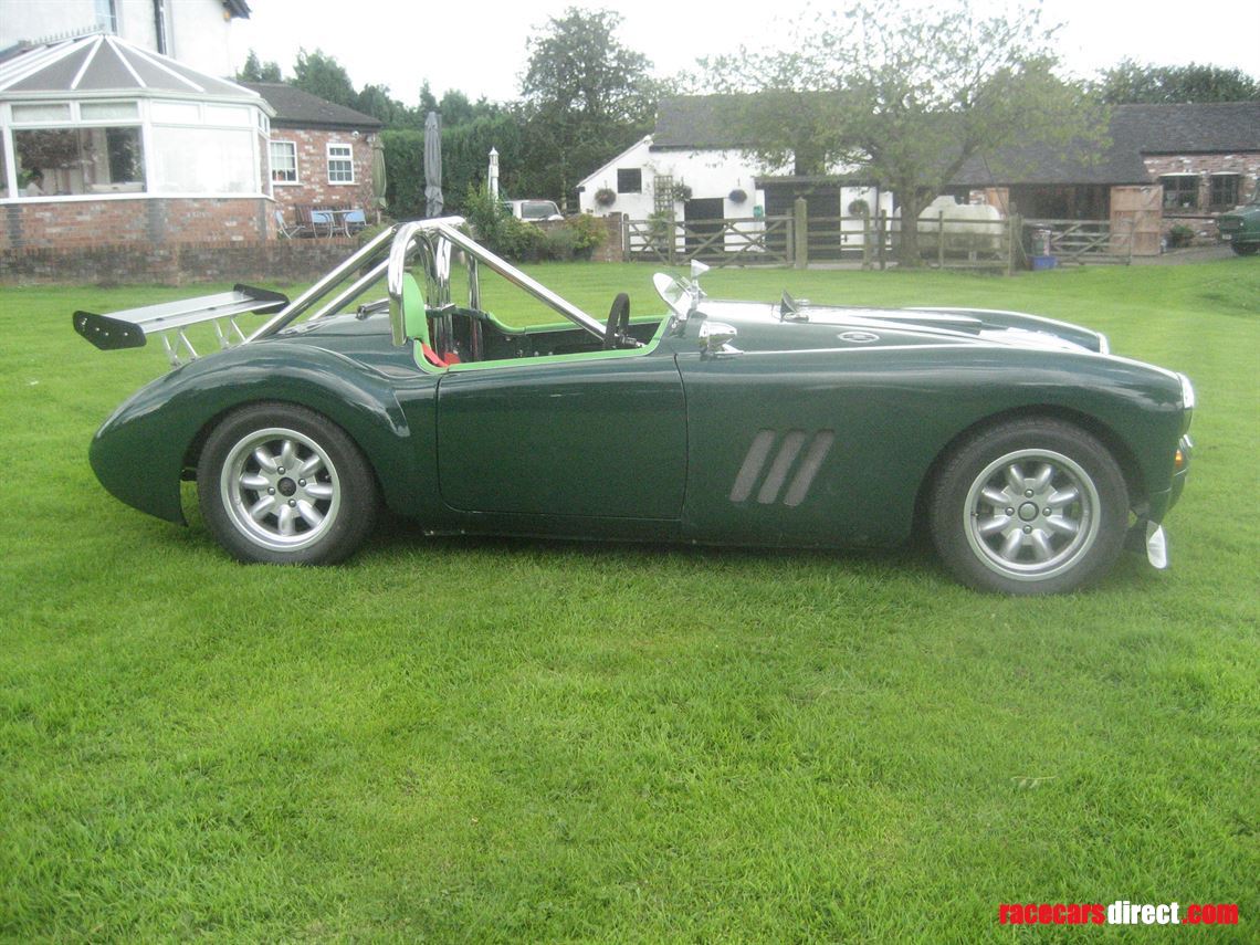 mga-v8-roadster