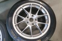 porsche-cayman-981-gt4-rims