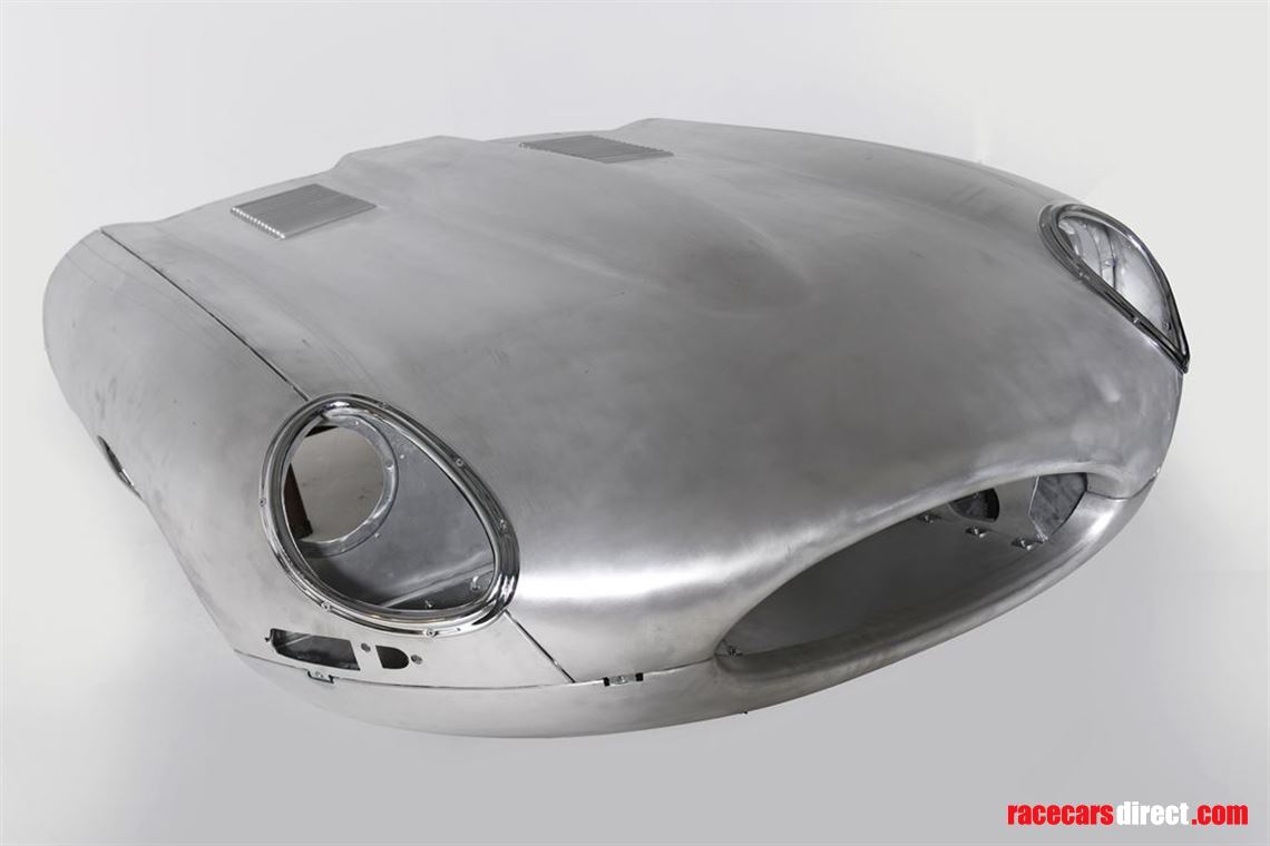 jaguar-e-type-s1s15-aluminium-bonnet