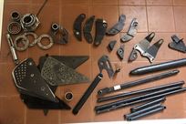 tatuus-fr2000---collection-of-small-parts