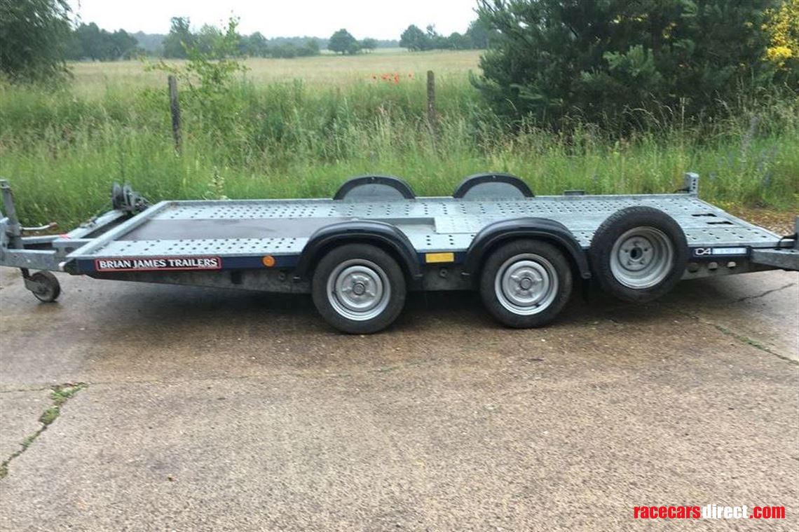 brian-james-c4-blue-1262202