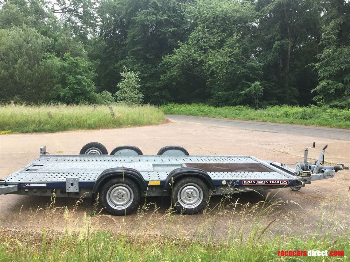 brian-james-c4-blue-1262202