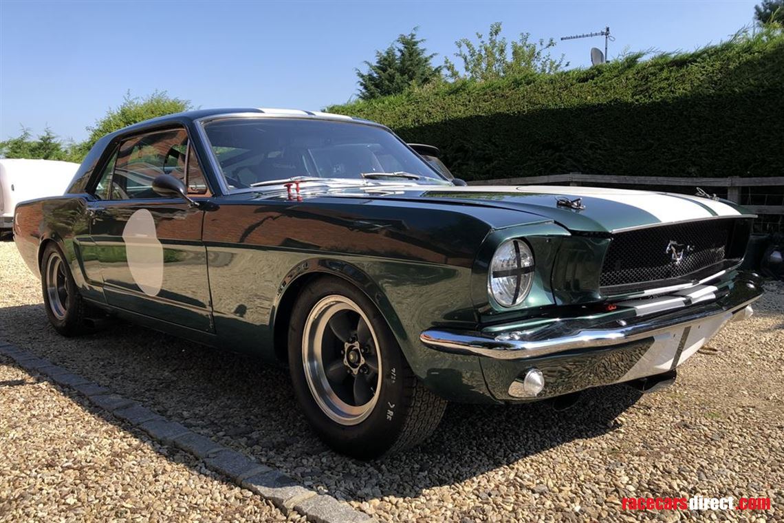 1965-ford-mustang-notchback