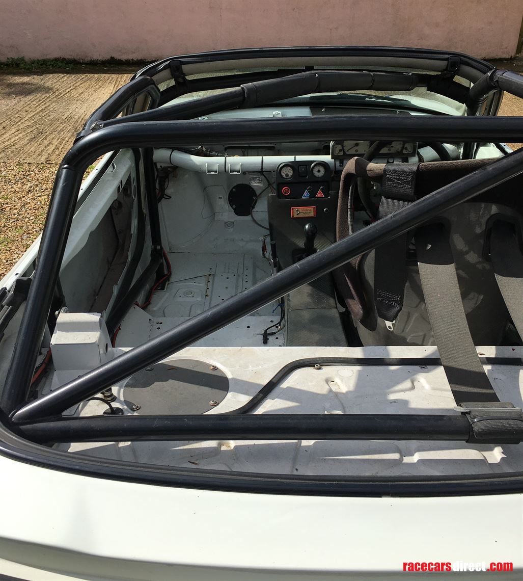 Integral Roll Cage 1