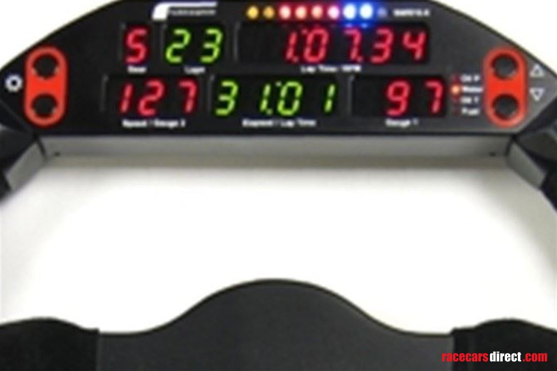 momo-farringdon-steering-wheel-dash-swiss20