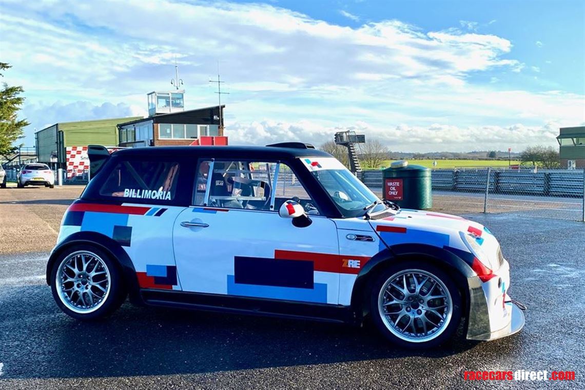 Racecarsdirect.com - Mini R53 Race Car inc. Fully running spare car